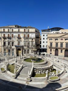 Fontana Pretoria in Palermo