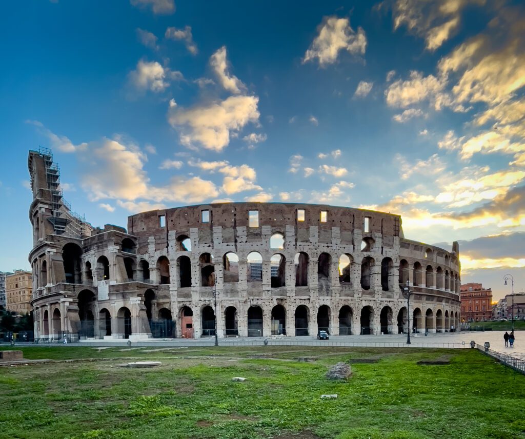Sunrise at the Colossuem in Rome