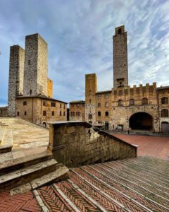 Slow Travel - San Gimignano.