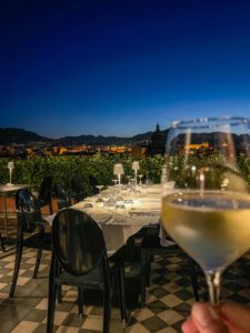 Outdoor patio at Sevens Restaurant in Palermo