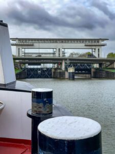 Approaching the locks. Bike and Barge Tour.