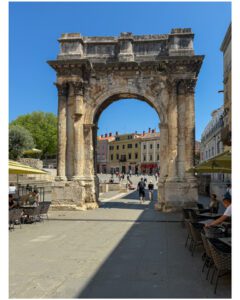 Arch of the Sergians in Pula