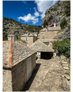 Blaca Hermitage