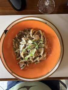 Pasta with prosciutto and truffle