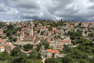 The beautiful hillside town of Ložišća