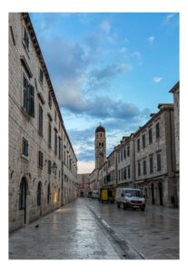 Early morning workers on The Stradun